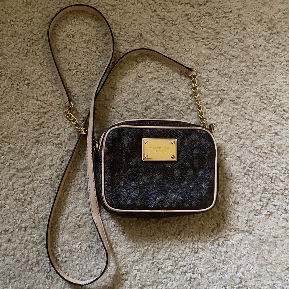 Michael Kors purse